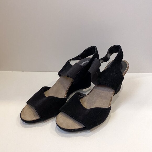 Aubrey Lynn Pennie Wedge Suede Slingback Sandal - Size 8 - Picture 9 of 13